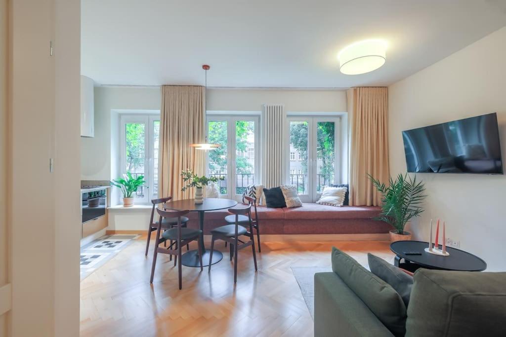 Cityscape Haven: Urban Retreat Gdańsk Exterior foto